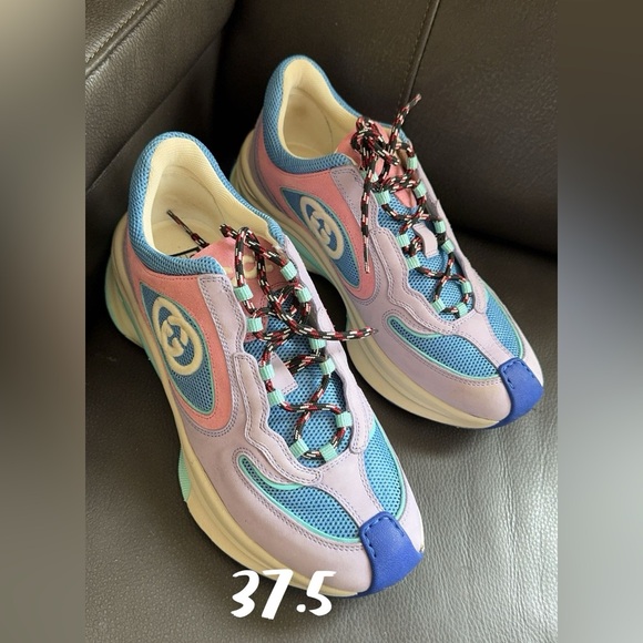 Gucci sneakers - Picture 1 of 1